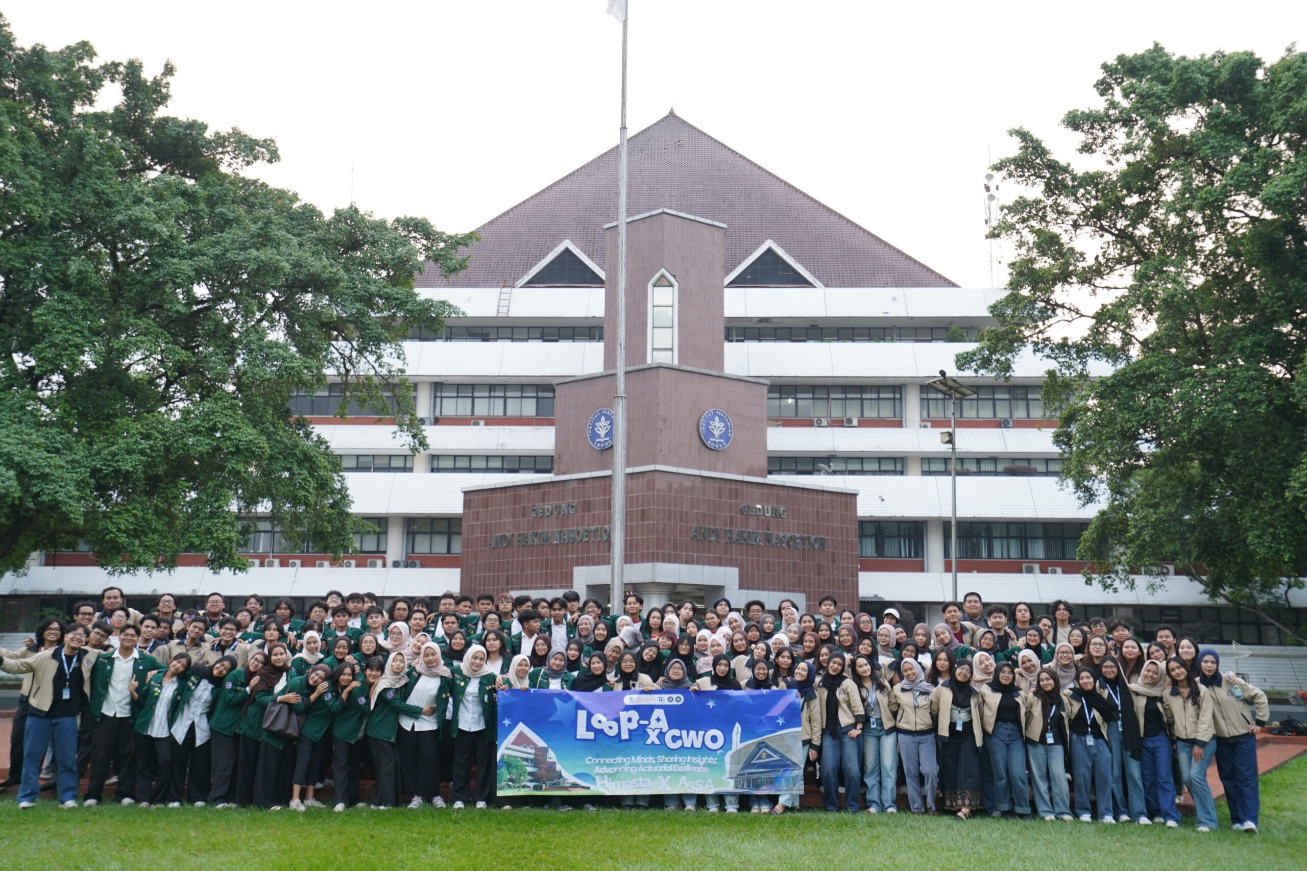 Mengukir Kolaborasi lewat Komunikasi: Studi Banding BE Himasta Unpaddan ASSA IPB